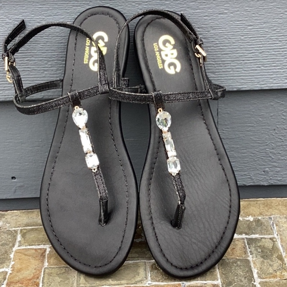 G by Guess Los Angeles Black Sandals with Clear Jewels Size 7.5